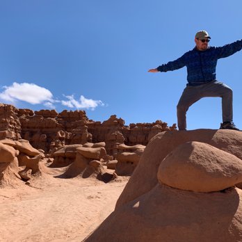 Goblin Valley State Park - Yoga time - Parks Near Me - Green River, Utah Goblin Valley State Park - Yoga time - Parks Near Me - Green River, Utah