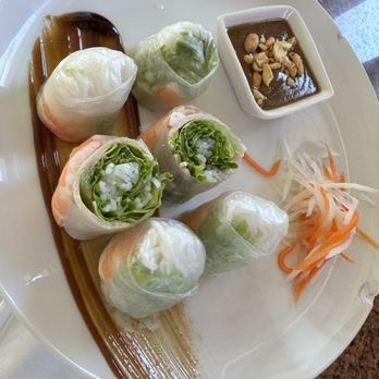 Le Kitchen Pho and Rice - Spring rolls - Asian Fusion Near Me - Anaheim, California Le Kitchen Pho and Rice - Spring rolls - Asian Fusion Near Me - Anaheim, California