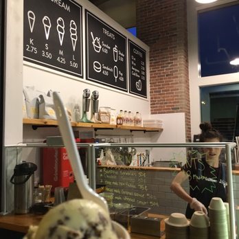 Sweetcream Dairy - Brownies and cream - Ice Cream & Frozen Yogurt Near Me - Biddeford, Maine