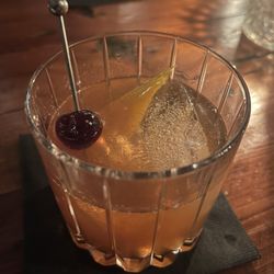 Perry’s - Cocktail before apps