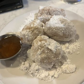 Another Broken Egg Cafe - Biscuit Beignets - Breakfast & Brunch Near Me - Nashville, Tennessee