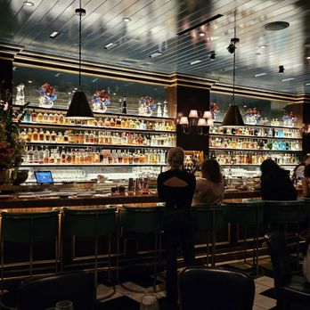 Carbone - Beautiful Bar - Italian Near Me - Las Vegas, Nevada