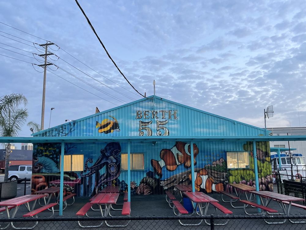 Berth 55 Fish Market and Seafood Deli