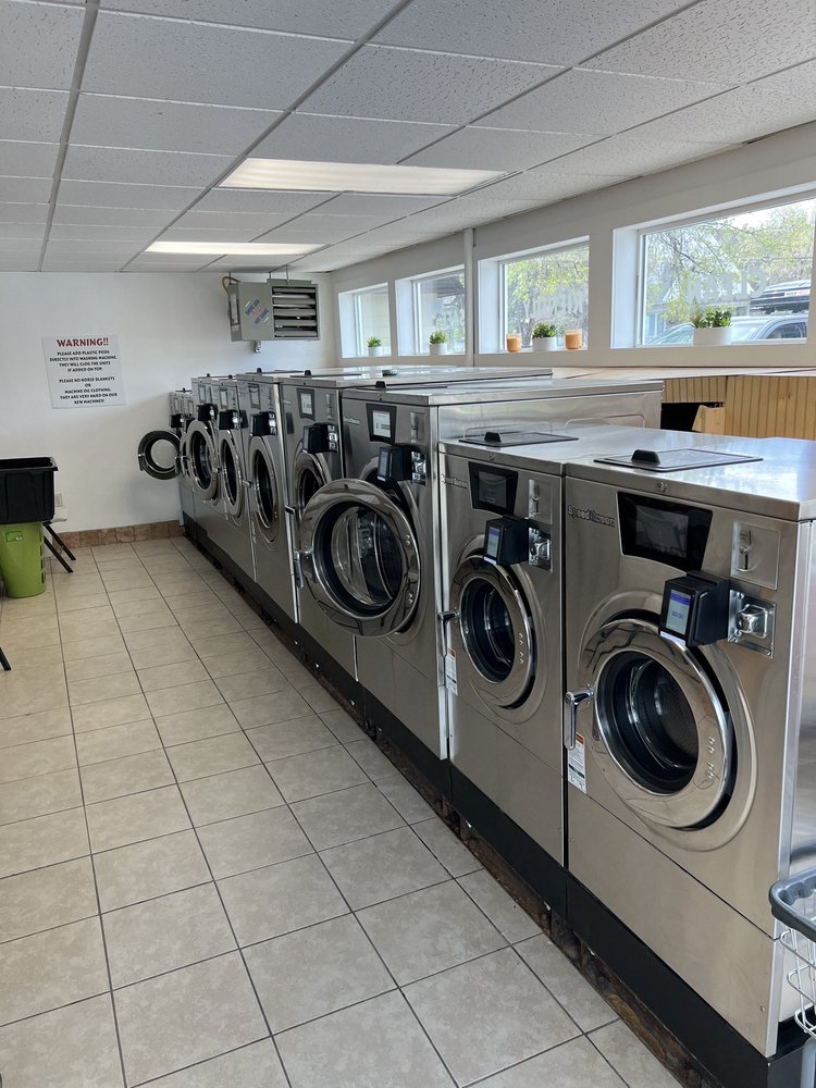 LIVINGSTON LAUNDROMAT Updated October 2024 423 W Park St, Livingston, Montana Laundromat