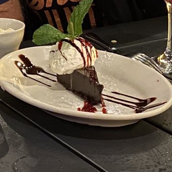 Fish Thyme - Flourless chocolate cake - Cafes Near Me - Acworth, Georgia