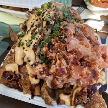 Grind Wit Tryz - Poke and kalua nachos - "Hawaiian Nachos" - Filipino Near Me - Portland, Oregon Grind Wit Tryz - Poke and kalua nachos - "Hawaiian Nachos" - Filipino Near Me - Portland, Oregon