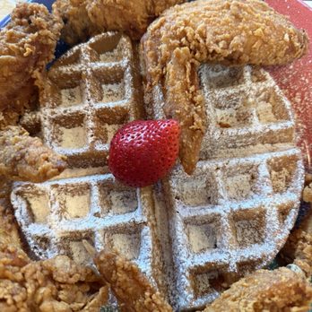 The Breakfast Klub - Wings & Waffle - Breakfast & Brunch Near Me - Houston, Texas