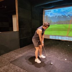 Golf Made Sense - Terrence working at his clubface impact and weight transfer