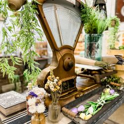 The Modern Vintage Market- Danville