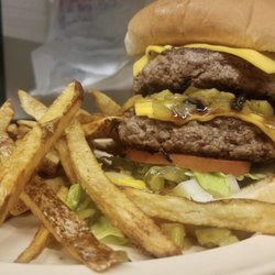 Chris's Kitchen - Double Green Chili Cheeseburger