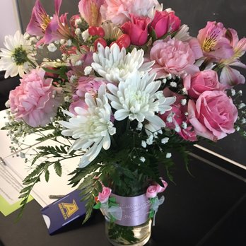 Dee's Flowers & Gifts - Florists Near Me - Aberdeen, Maryland