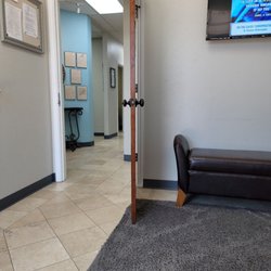 Fix the Cause Chiropractic - Lobby