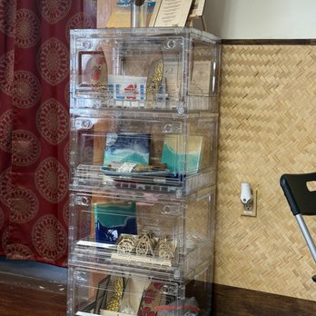 Cane Street Cafe - Local artist locker - Sandwiches Near Me - Wahiawa, Hawaii