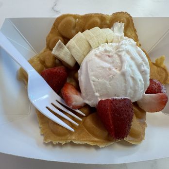 Waffle Drop - Coconut Ice-cream with Strawberries n Bananas. - Desserts Near Me - Greenville, South Carolina