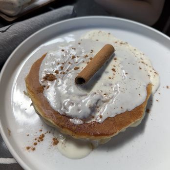 360 Brunch House - Cinnamon Roll pancake - Breakfast & Brunch Near Me - Fort Worth, Texas