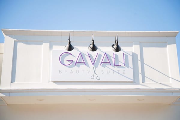 Októ Hair Lounge(We’re moving back to Gavali Salon) by null