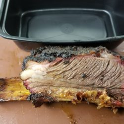 Jay's BBQ - That is a HUGE beef rib!
