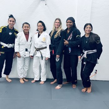 Like Minded Jiu-Jitsu - The ladies of Like Minded Jiujitsu. From 50 something to teen something.. - Brazilian Jiu-jitsu Near Me - Tempe, Arizona Like Minded Jiu-Jitsu - The ladies of Like Minded Jiujitsu. From 50 something to teen something.. - Brazilian Jiu-jitsu Near Me - Tempe, Arizona