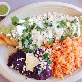 Serg's Mexican Kitchen - Chicken Flautas (10.95) beans are sooo good. - Food Trucks Near Me - Honolulu, Hawaii