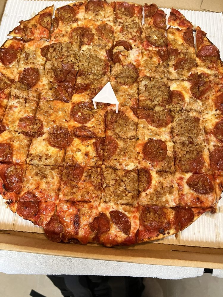 CASSANO’S THE PIZZA KING Updated September 2024 12 Reviews 4429