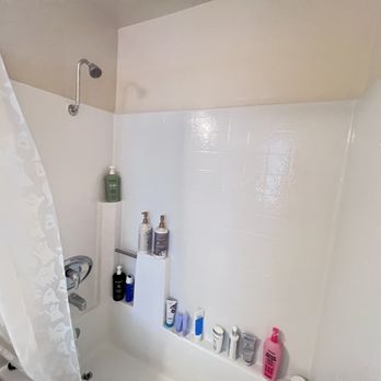 KeepLex Cleaning Company - Perfectly clean bathroom - Home Cleaning Near Me