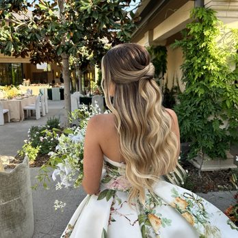 Kohnur Bespoke Bridal Beauty - Makeup Artists Near Me Kohnur Bespoke Bridal Beauty - Makeup Artists Near Me