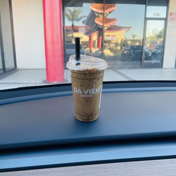 Da Vien Coffee - Large viet coffee with crystal boba takeaway - Desserts Near Me - Westminster, California