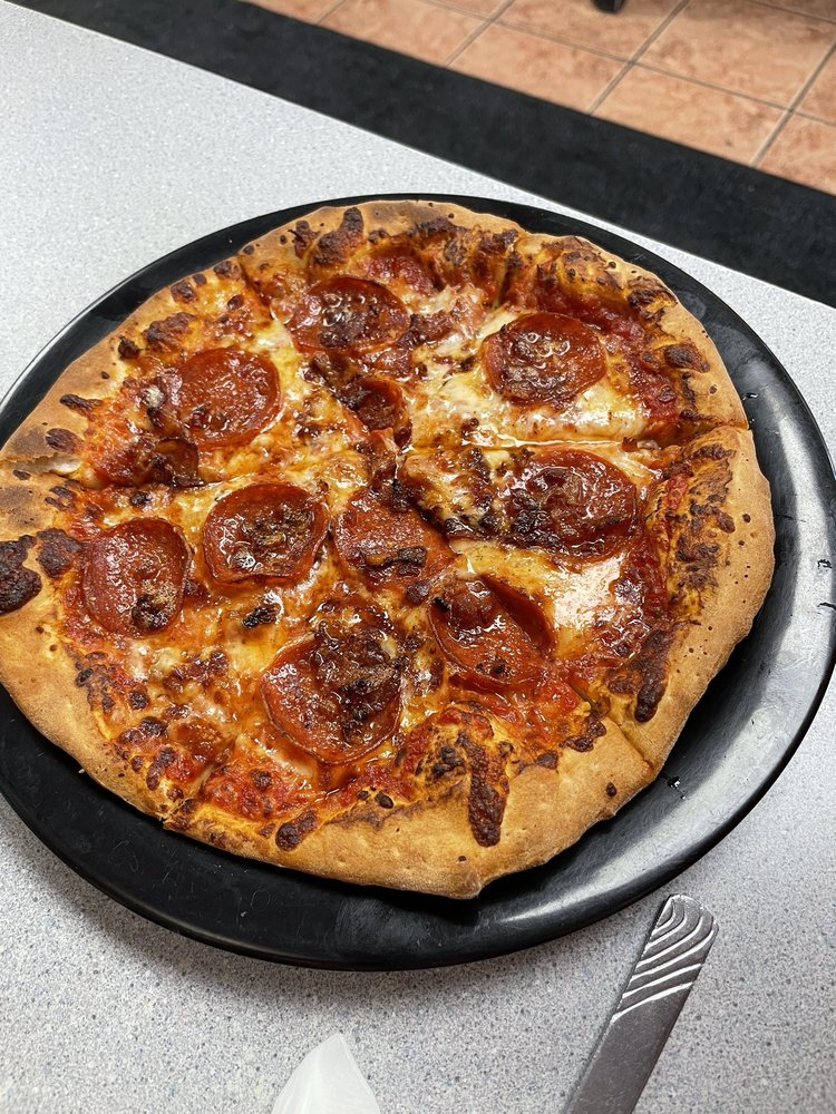 JO’S DINER & PIZZERIA Updated October 2024 11 Reviews 195 Main St