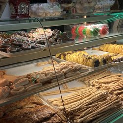 Various including breadsticks