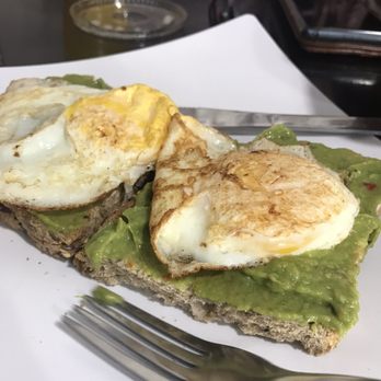 Cafe Papillon - Avocado toast with egg - Coffee & Tea Near Me - Miami, Florida