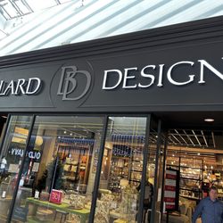 Ballard Designs- Charlotte - Entrance