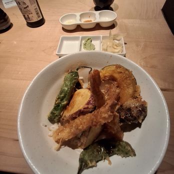 Ootoro Bar - Tempura set from two-item lunch combo - Japanese Near Me - Tustin, California
