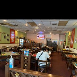 Siam Bistro - Tables
