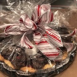 Marias Italian Bakery - Holiday Decorative Tea Cookie Tray