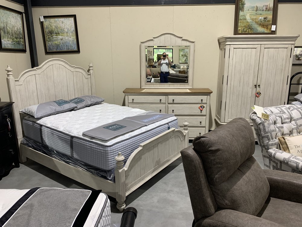 CROOKED CREEK FURNITURE & GIFTS Updated September 2024 12746