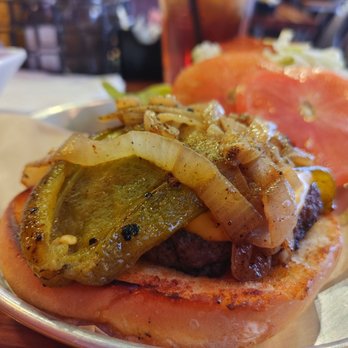 Toro Burger Bar - Green chili burger - Gastropubs Near Me - El Paso, Texas