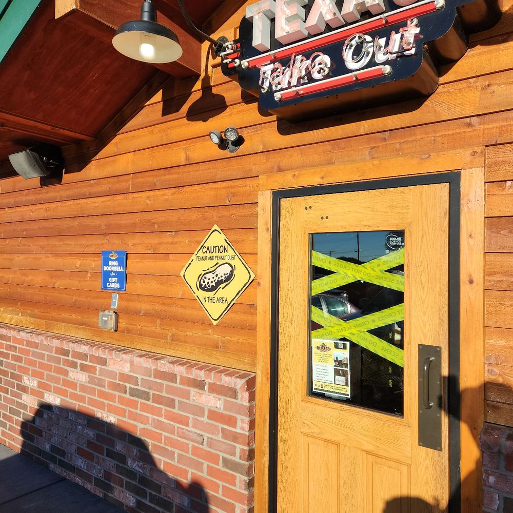 Logan's Roadhouse - Front door - Steakhouses Near Me - Roseville, Michigan Logan's Roadhouse - Front door - Steakhouses Near Me - Roseville, Michigan