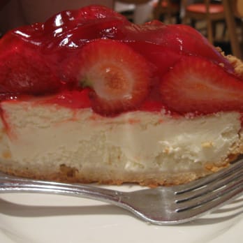 Junior's Restaurant - Strawberry Cheesecake - Bakeries Near Me - Brooklyn, New York Junior's Restaurant - Strawberry Cheesecake - Bakeries Near Me - Brooklyn, New York