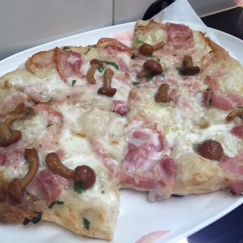 Pinsere - Prosciutto and mushroom - Pizza Near Me - Rome, RM Pinsere - Prosciutto and mushroom - Pizza Near Me - Rome, RM