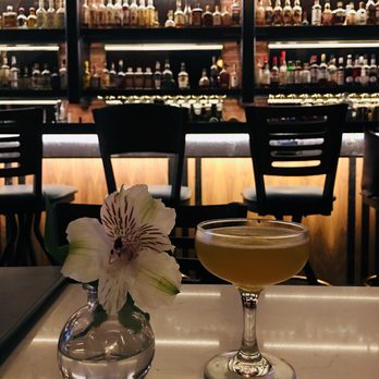 Dead Line - The MOST delicious Bees Knees cocktail I've ever tasted. - Cocktail Bars Near Me - Seattle, Washington Dead Line - The MOST delicious Bees Knees cocktail I've ever tasted. - Cocktail Bars Near Me - Seattle, Washington
