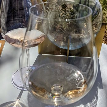 Summer Somewhere Wines - Wine Tasting Room Near Me - Malibu, California