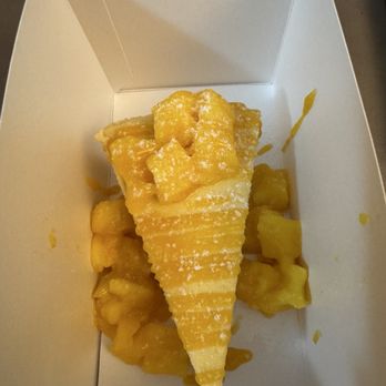 Mango Mango Dessert - Mango Crepe Cake - Desserts Near Me - Plainview, New York