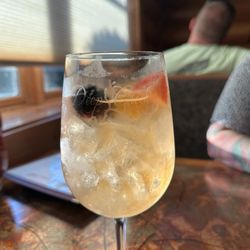 Pine Lodge Steakhouse - Sangría