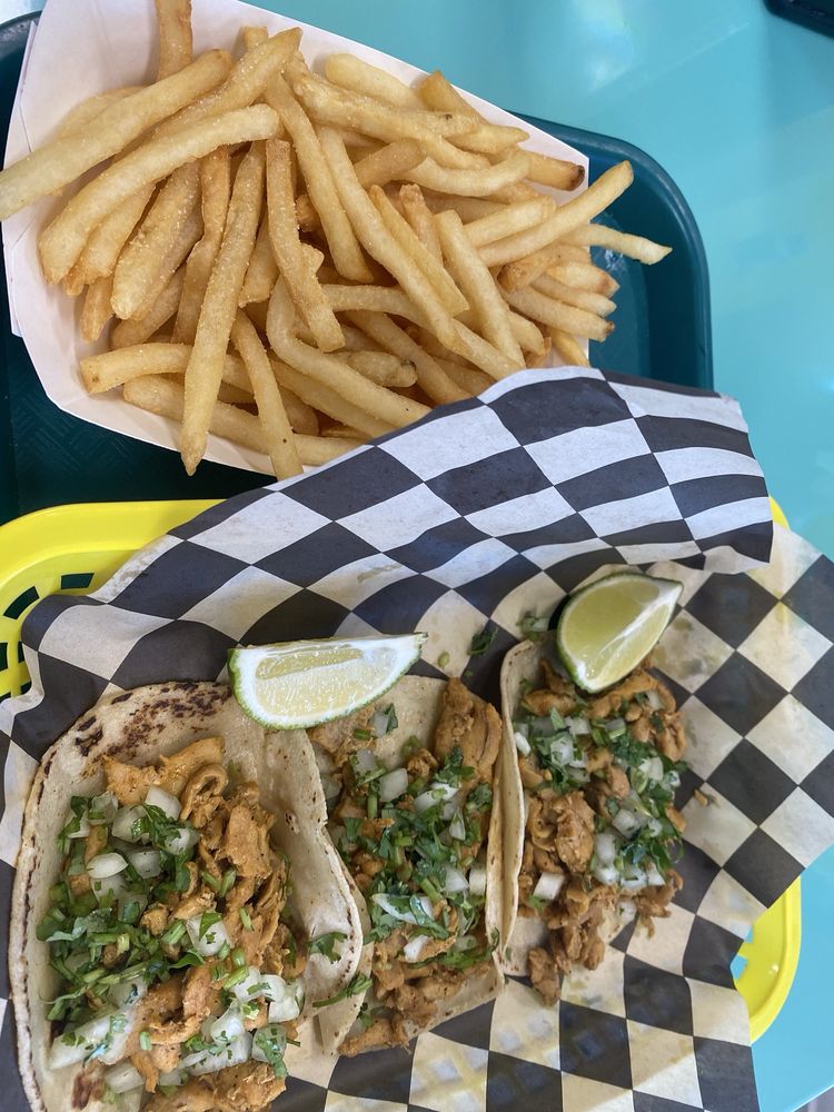 Food from Tacoz California