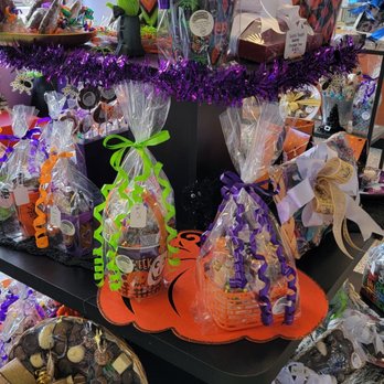 Tasteful Thoughts - Chocolatiers & Shops Near Me - Cooper City, Florida