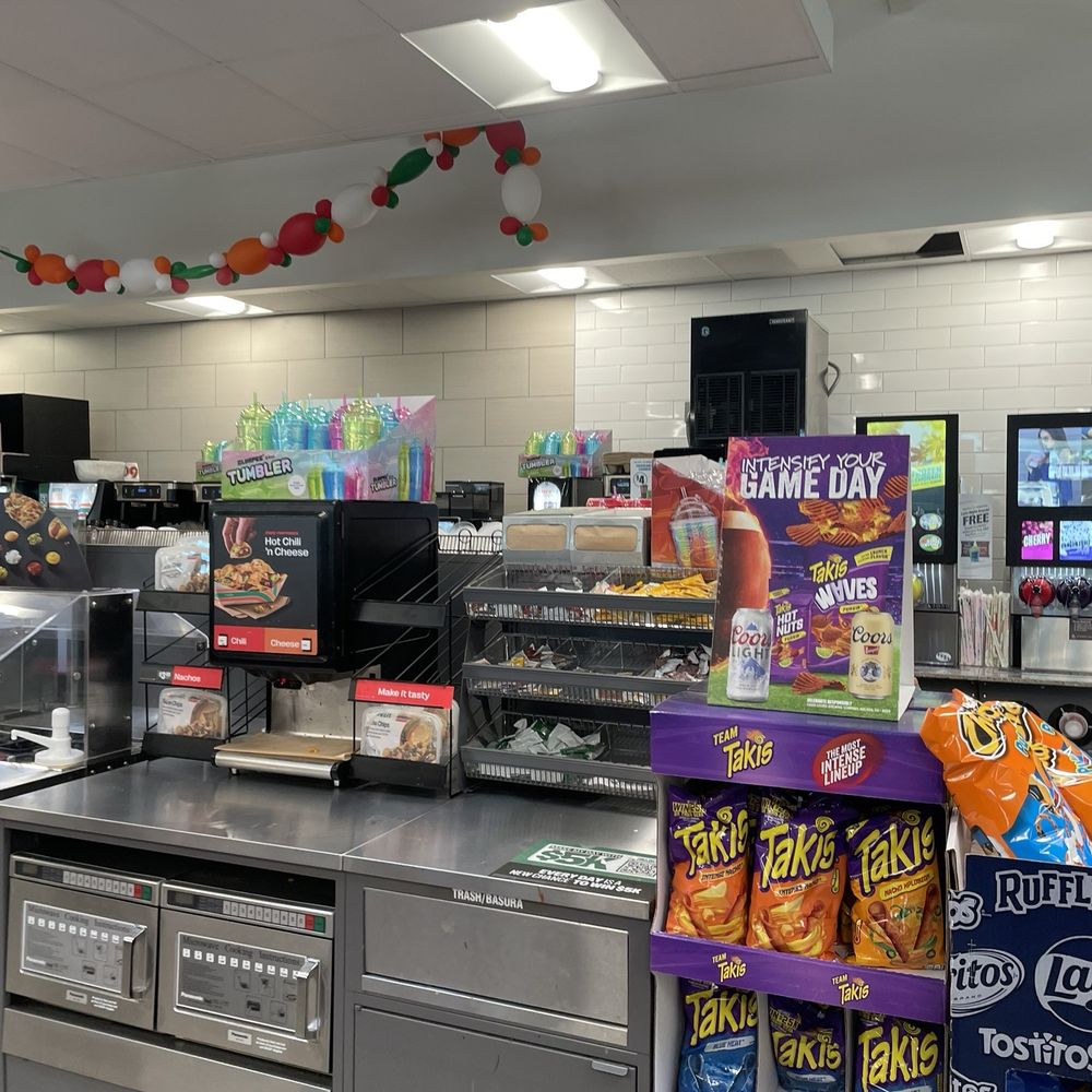 7- Eleven - Gas Stations Near Me - Hemet, California