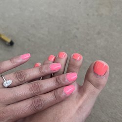 Serenity Nails Spa - Different shades