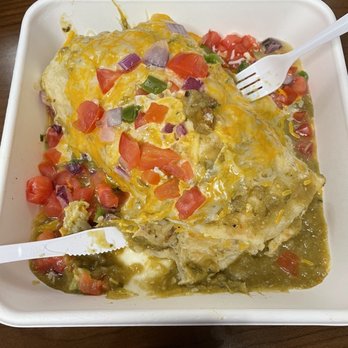 Snooze, an A.M. Eatery - Breakfast burrito with green chili and ham - Breakfast & Brunch Near Me - Tustin, California Snooze, an A.M. Eatery - Breakfast burrito with green chili and ham - Breakfast & Brunch Near Me - Tustin, California