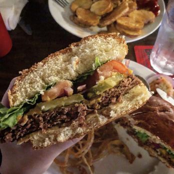 Broad Ripple Brewpub - Violets Vegan Burger - Vegetarian Near Me - Indianapolis, Indiana