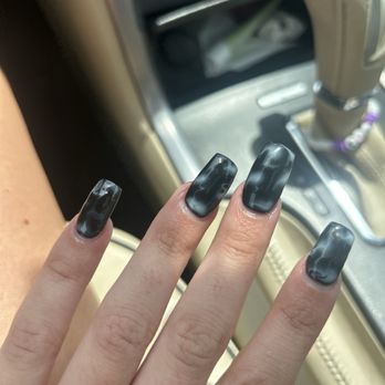 Daisy Nail Bar - Nails - Nail Salons Near Me - Lake Saint Louis, Missouri